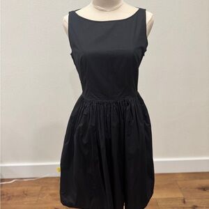 Chic Black Sleeveless Mini Dress